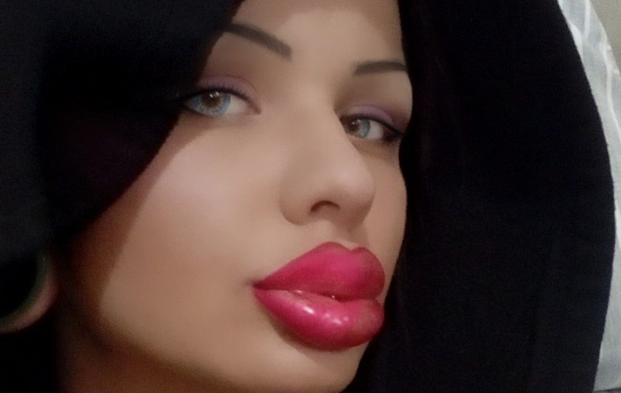 Что известно на утро 10 октября о пропаже в Сочи большегубой модели Кристины Рэй