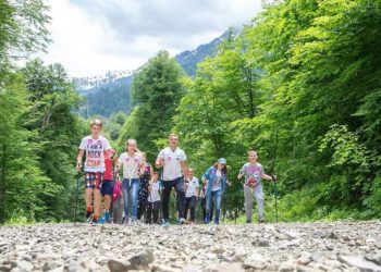 Прошунин: в Сочи проведут 200 мероприятий Года семьи до конца 2024 года