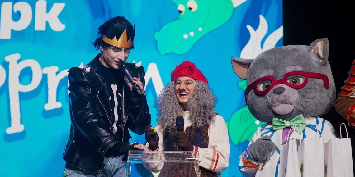 Более тысячи гостей увидели премьеру мультфильма «В сказку портал» в Сочи Парк