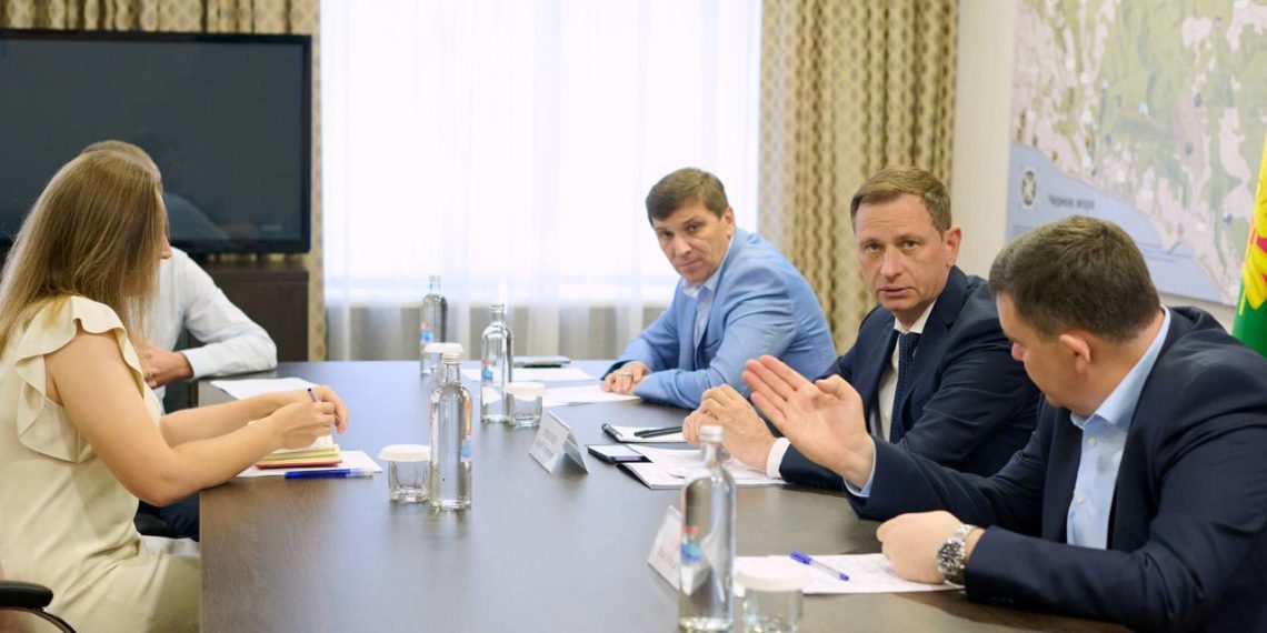 Прошунин: более тысячи сочинцев переедут из аварийного жилья до конца 2024 года