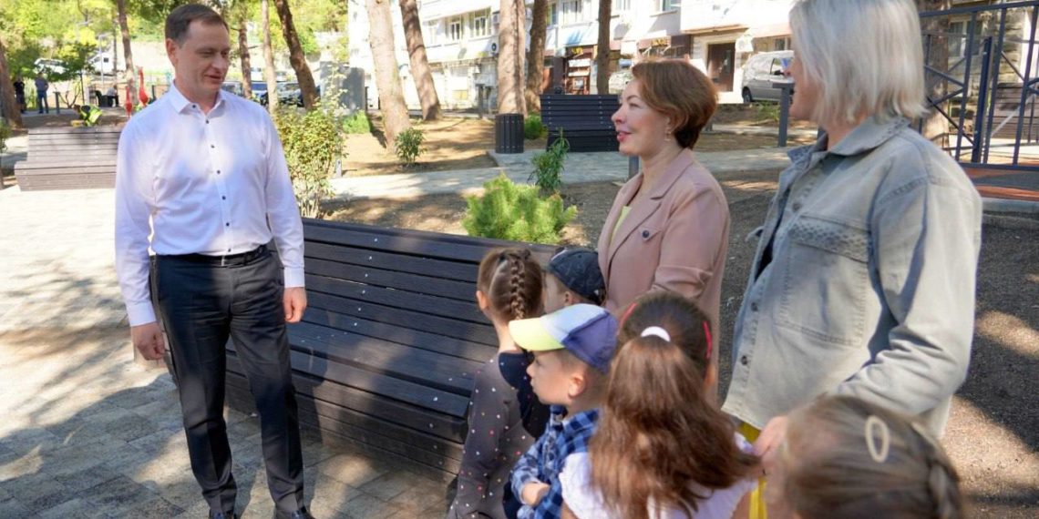 Прошунин проинспектировал благоустройство в Лазаревском