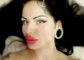 Почему большегубая модель Кристина Рэй не смогла зажить в Сочи обычной жизнью