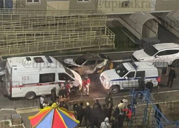 В Краснодаре два 18-летних парня избили мужчину, заступившегося за жену