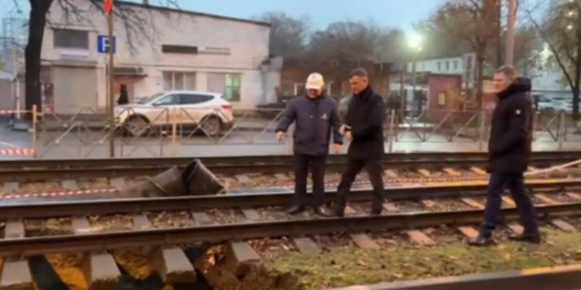 Росводоканал Краснодар сообщил о сроках устранения провала грунта на улице Московской