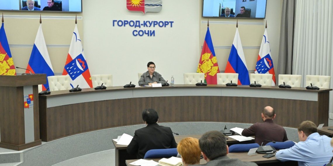 Галина Москалева: в школах Сочи преподают адыгейский и армянский языки