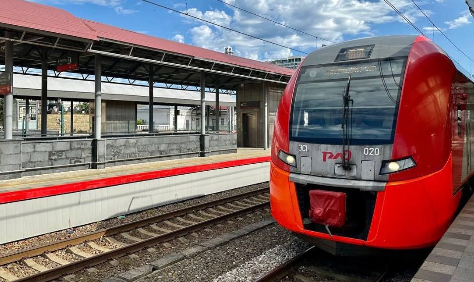 В Сочи изменится расписание пригородных поездов с 24 по 26 ноября