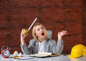 Минтруд “обрадовал” кубанцев еще одной шестидневной рабочей неделей в этом году