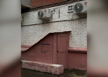 В Краснодаре стали маркировать защитные сооружения: полный список бомбоубежищ