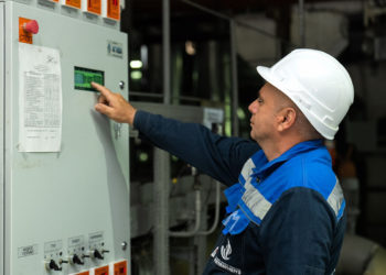 Прошунин: на горячую линию по отоплению в Сочи позвонили больше тысячи раз