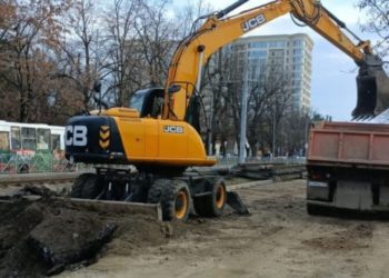 В Краснодаре на улице Московской выявили новое повреждение коллектора