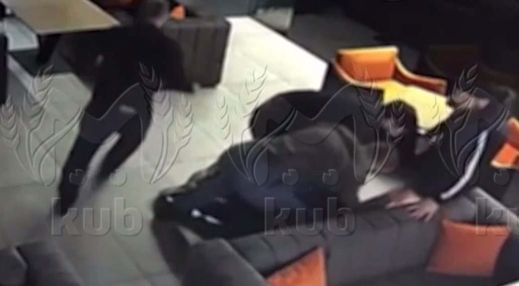 В Краснодаре адвоката избили люди, задолжавшие ему 8 млн рублей