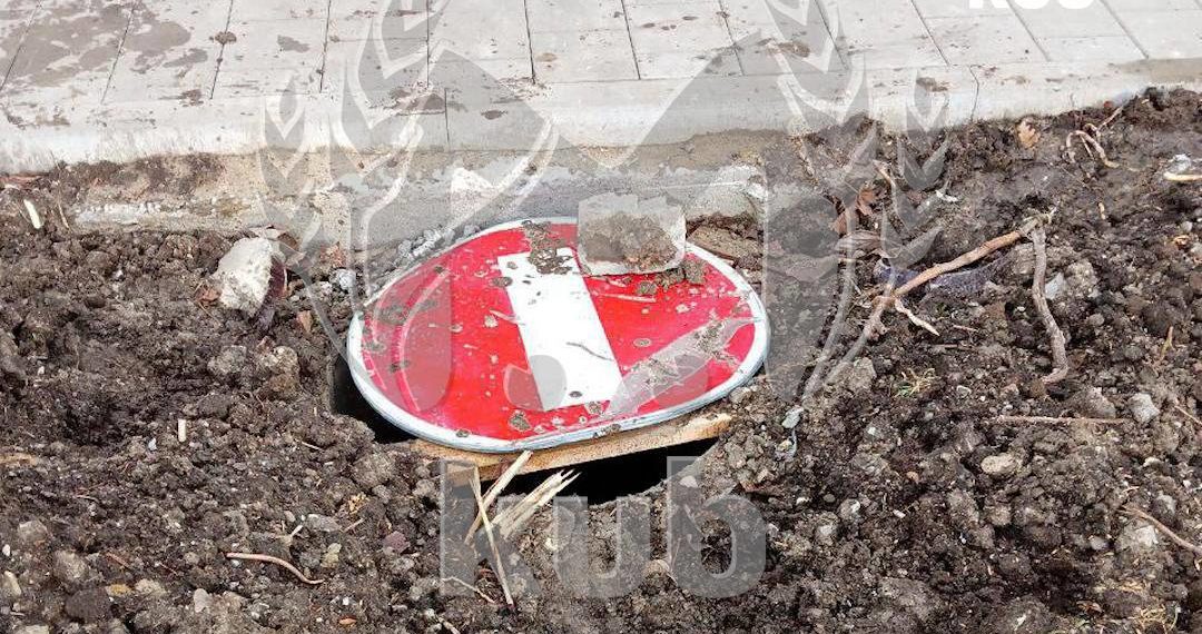 Полная жесть: ребенок провалился в открытый люк в Новороссийске