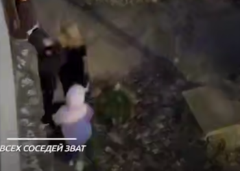 Выбивали глазки: в Краснодаре банда подростков ломилась в квартиры жильцов