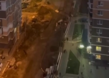 «Скорым не проехать»: в Краснодаре требуют убрать шлагбаумы между домами