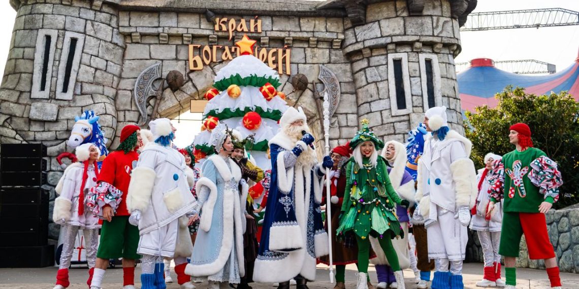 Более 100 тысяч гостей стали частью Новогодней сказки в Сочи Парке