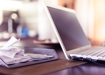 На Кубани уволят чиновника, который грубо высказался о волонтерах