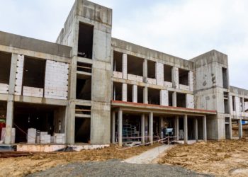 Детский сад на улице Ленина в Адлере достроят до конца 2025 года