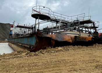 С побережья Кубани вывезли более 172 тысяч тонн загрязненного грунта