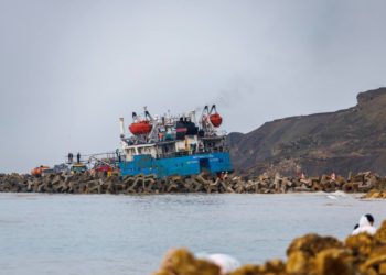 На Кубани полностью завершилась откачка мазута из танкера «Волгонефть-239»