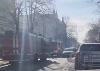 Из горящей гостиницы в Краснодаре эвакуировали 51 человека