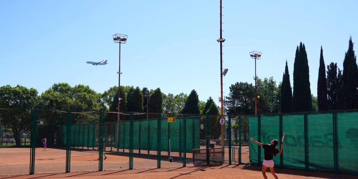 Прошунин: строительство Адлерской теннисной академии начнется в 2025 году