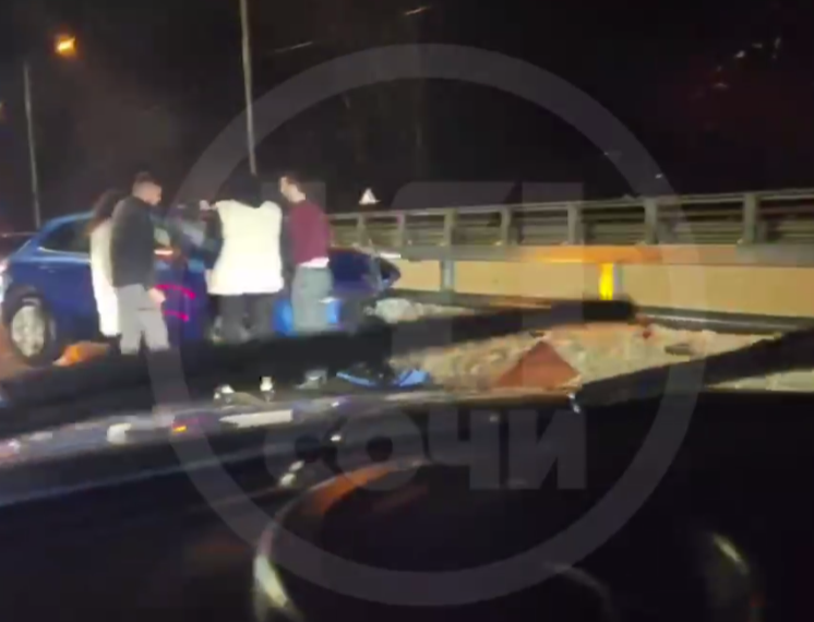 Массовая авария на трассе Адлер–Красная Поляна парализовала движение в Сочи