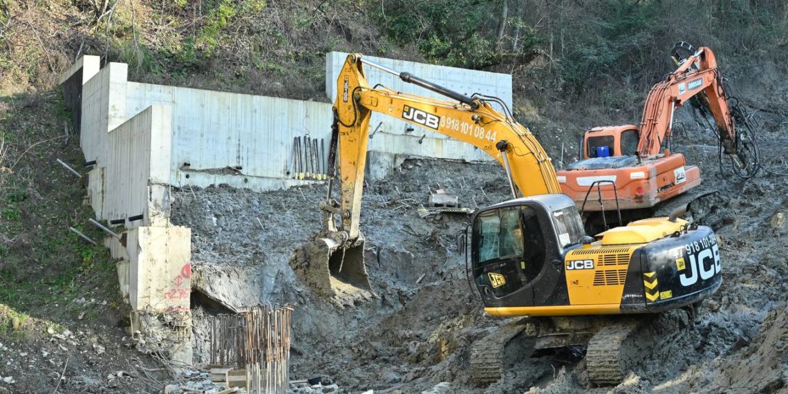 Лесничие обнаружили 20 капканов браконьеров в нацпарке Сочи