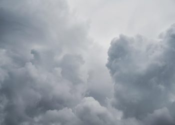 Сочи ожидает заморозки и шторм: жителям нужно готовиться к сложным условиям