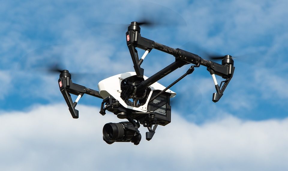 На Кубани загорелся резервуар с нефтепродуктами после атаки БПЛА