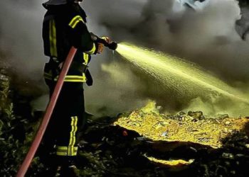 Ночью в Новороссийске на пожаре погиб человек