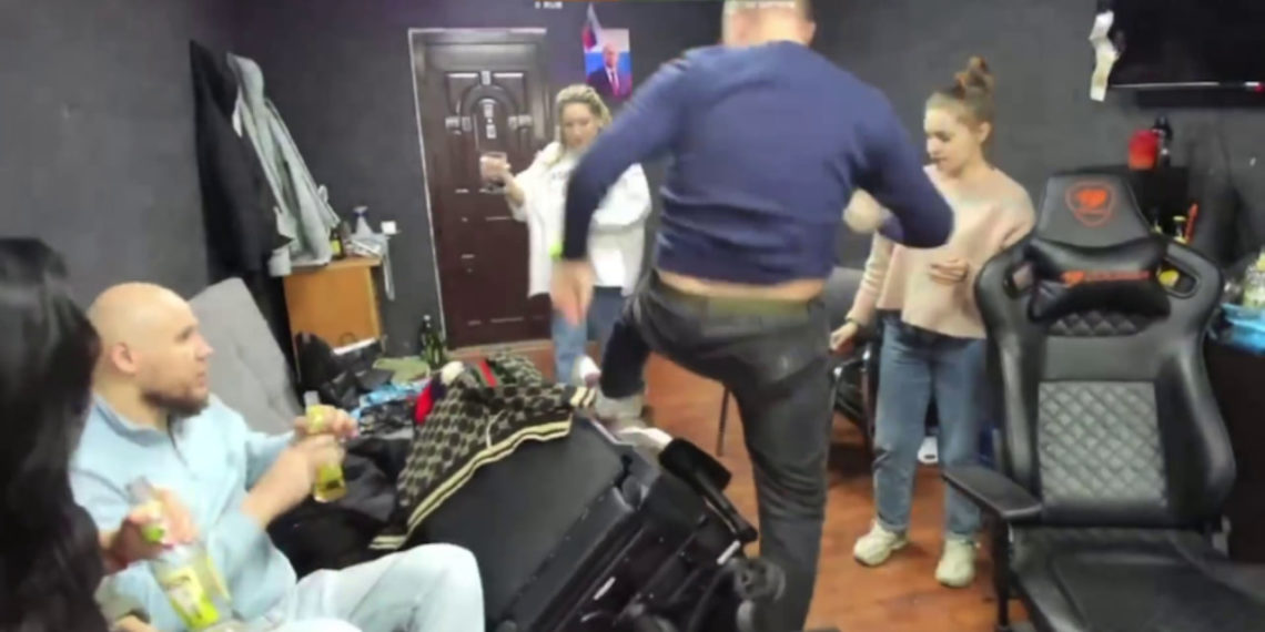 Полиция проверит краснодарских треш-стримеров, устроивших драку в прямом эфире