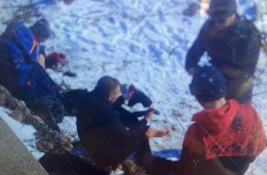 Известны подробности инцидента с провалившимися студентами на озере в Краснодаре