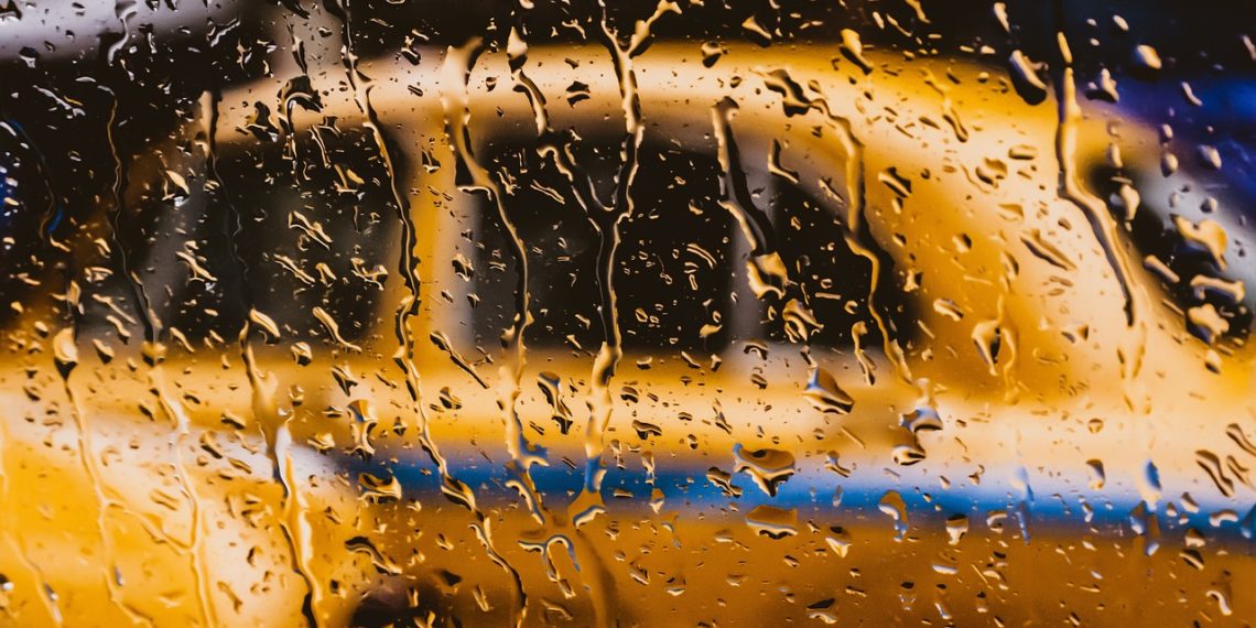 В Сочи проводят рейды по выявлению нелегальных таксистов