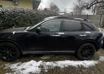 В Сочи приставы арестовали INFINITI за долги – машину могут продать