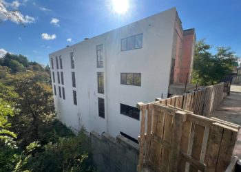 Власти Сочи добились через суд признания объекта самостроем на Мамайке