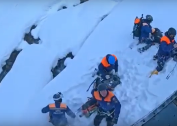 Спасатели обнаружили тело лыжника, погибшего под лавиной в горах Сочи