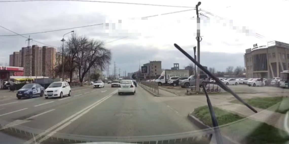 В Краснодаре разыгралась эпическая битва: автоледи против автолорда