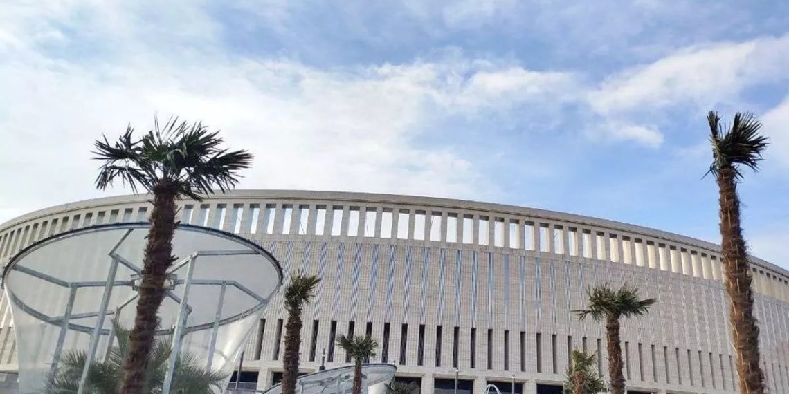 В парке «Краснодар» убирают защитные купола с экзотических растений