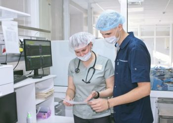 Пострадавшего от укусов хаски ребенка в Сочи готовят к реконструктивной операции