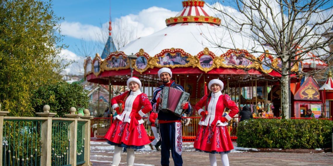 Сочи Парк за зимний сезон посетили 227 тысяч гостей