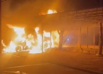 В Сочи старшего следователя МВД заподозрили в поджоге авто сводного брата