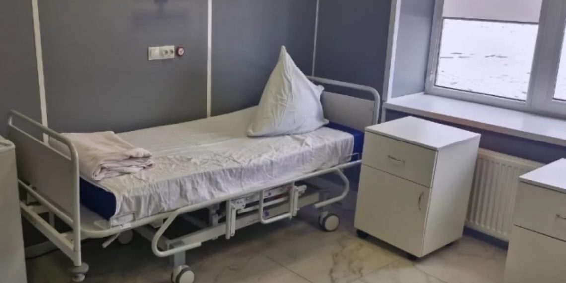 Состояние пострадавшего от собак школьника в Сочи постепенно улучшается