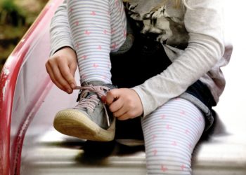 Воспитательницу из Сочи уволили после жалоб на жестокое обращение