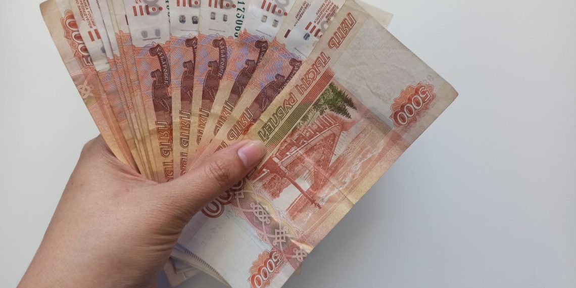 Блогершу Митрошину задержали в Сочи по подозрению в отмывании 127 млн рублей