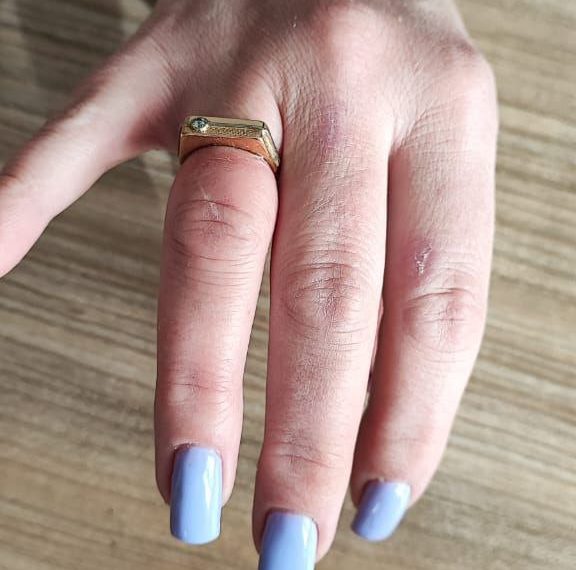 Кольцо всевластия: новороссийские спасатели спасли девушку от обручального плена