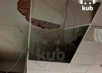 На Кубани в одной из школ Темрюка обрушился потолок
