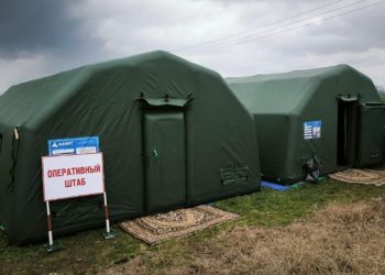 Оперштаб: площадь пожара на нефтебазе в Кавказском районе составляет 2000 кв. м