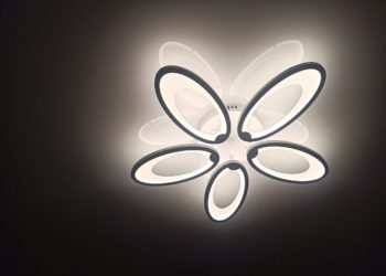 Стало известно, на каких улицах Сочи отключат свет 4 марта 2025 года