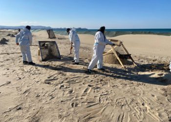 В Анапе зафиксировали небольшие выбросы мазута 20 марта