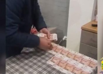 В Сочи подруга ограбила знакомую на миллион рублей и спрятала в вытяжке